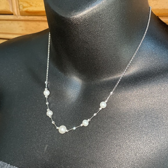 Solid 14K White Gold Pearl Real or Faux Unknown Diamond Necklace - Picture 2 of 11